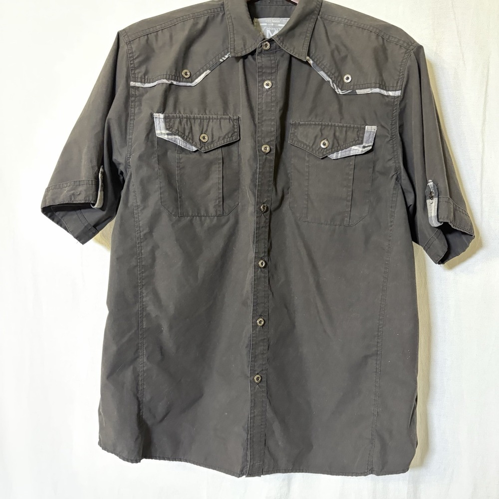 Men's XLarge MO7‎ Gray Button Up Short Sleeve Shirt With Shirt Pocket Grunge